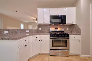 4801 E Columbary Dr, Rosenberg, TX 77471 - Photo 15