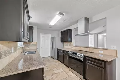 523 Shenandoah Drive, Richmond, TX 77469 - Photo 11