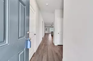 5407 James Michael Dr, Rosharon, TX 77583 - Photo 5