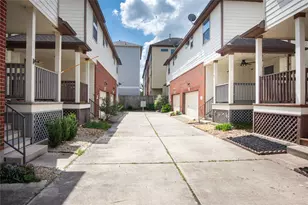 1430 W 24th St, Houston, TX 77008 - Photo 35