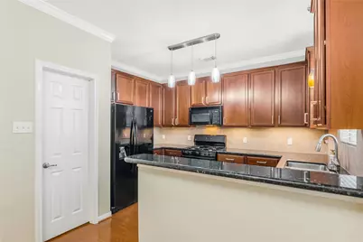 1430 W 24th Street, Houston, TX 77008 - Photo 11