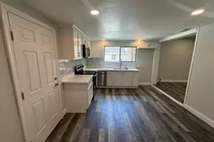 1607 W Houston Dr, La Marque, TX 77568 - Photo 9