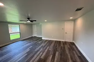 1607 W Houston Dr, La Marque, TX 77568 - Photo 19