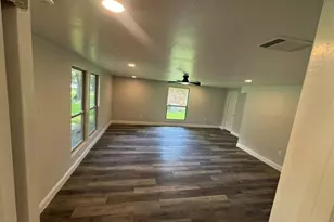1607 W Houston Dr, La Marque, TX 77568 - Photo 17