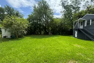 1607 W Houston Dr, La Marque, TX 77568 - Photo 23