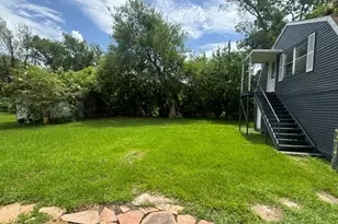 1607 W Houston Dr, La Marque, TX 77568 - Photo 25