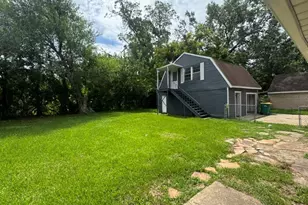 1607 W Houston Dr, La Marque, TX 77568 - Photo 33