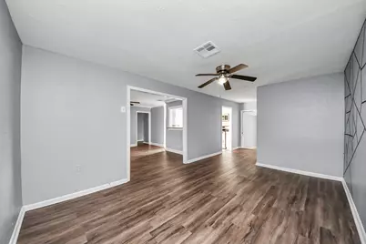10614 Buffum Street, Houston, TX 77051 - Photo 5