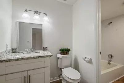 1701 Upland Drive #114, Houston, TX 77043 - Photo 17