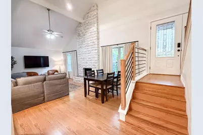 29 Pinewood Forest Court, The Woodlands, TX 77381 - Photo 3