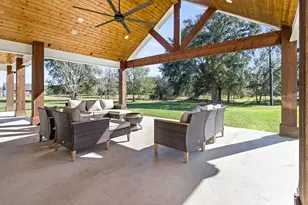 847 W Buccaneer Dr, Winnie, TX 77665 - Photo 43