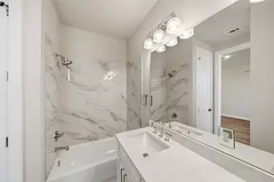 3422 Elser St, Houston, TX 77009 - Photo 17