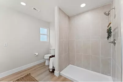 2197 County Road 540, Alvin, TX 77511 - Photo 33