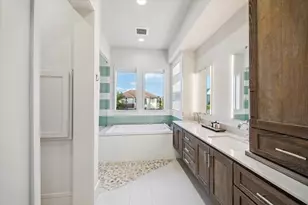 1249 Chippendale Rd, Houston, TX 77018 - Photo 25