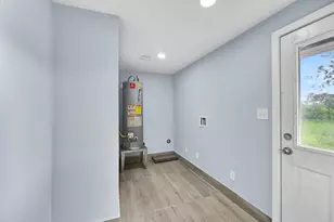 7508 Harlem St, Baytown, TX 77521 - Photo 31