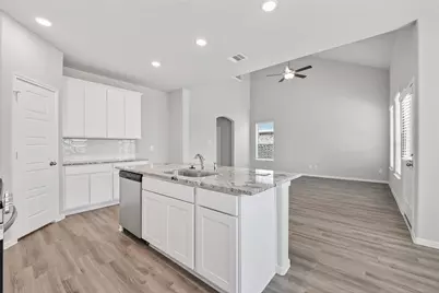 2107 Spring Hollow Drive, Baytown, TX 77521 - Photo 15