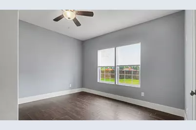 12 E Homan Street, Baytown, TX 77520 - Photo 15
