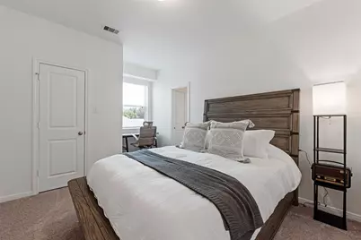 343 E Coralburst Loop, Montgomery, TX 77316 - Photo 13