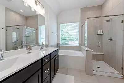 343 E Coralburst Loop, Montgomery, TX 77316 - Photo 9