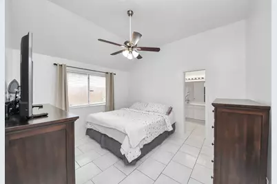 13943 Cantwell Drive, Houston, TX 77014 - Photo 21