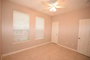 722 Memorial Heights Dr, Houston, TX 77007 - Photo 9