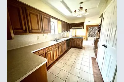 15503 Monte Vista Drive, Houston, TX 77083 - Photo 9