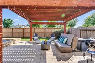 607 Ivory Stone Ln, League City, TX 77573 - Photo 3