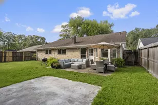335 Haymarket Ln, Houston, TX 77015 - Photo 25