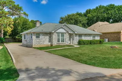 9749 E Shore Drive, Willis, TX 77318 - Photo 5