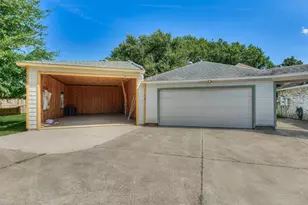 9749 E Shore Dr, Willis, TX 77318 - Photo 29