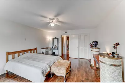 2727 Briarhurst Drive #25, Houston, TX 77057 - Photo 23