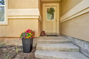 106 Harbour Town Way, Conroe, TX 77356 - Photo 7
