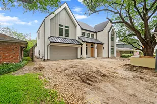 3615 Newcastle Dr, Houston, TX 77027 - Photo 1