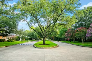 3615 Newcastle Dr, Houston, TX 77027 - Photo 35