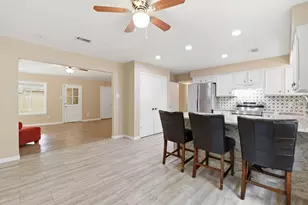 3008 Hunnington Dr, Conroe, TX 77303 - Photo 5