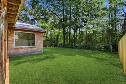 3008 Hunnington Drive, Conroe, TX 77303 - Photo 17