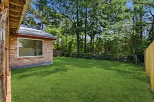 3008 Hunnington Dr, Conroe, TX 77303 - Photo 17