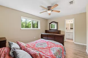3008 Hunnington Dr, Conroe, TX 77303 - Photo 9