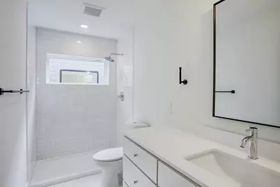 7407 Rusk Street #A, Houston, TX 77011 - Photo 15