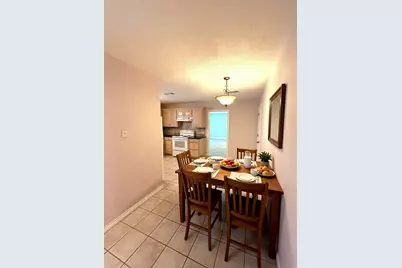 4665 Glen Oaks Circle, Beaumont, TX 77708 - Photo 5