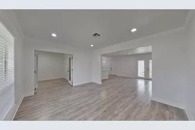 9023 Dunlap Street, Houston, TX 77074 - Photo 11