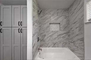 9023 Dunlap St, Houston, TX 77074 - Photo 7