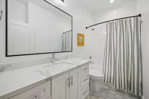 827 Sledge St, Houston, TX 77009 - Photo 15