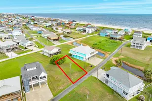 926 Palm Ridge Dr, Port Bolivar, TX 77650 - Photo 1