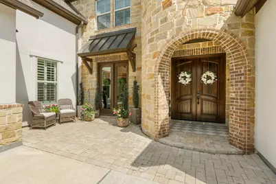 33 N Waterbridge Drive, Tomball, TX 77375 - Photo 3