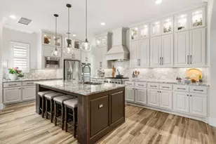 33 N Waterbridge Dr, Tomball, TX 77375 - Photo 11