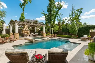 33 N Waterbridge Dr, Tomball, TX 77375 - Photo 37