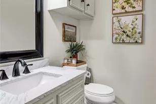 219 S Shanks St, Clute, TX 77531 - Photo 19