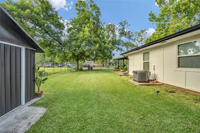 219 S Shanks Street, Clute, TX 77531 - Photo 33