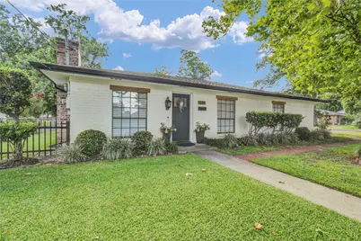 219 S Shanks Street, Clute, TX 77531 - Photo 1